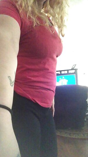 I love wearing my plug to go run errands all day😌