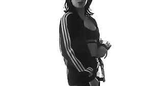 Eunji - Elle Korea - Workout Vlog Preview