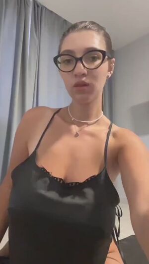 Tik Tok Amateur Big Tits Boobs
