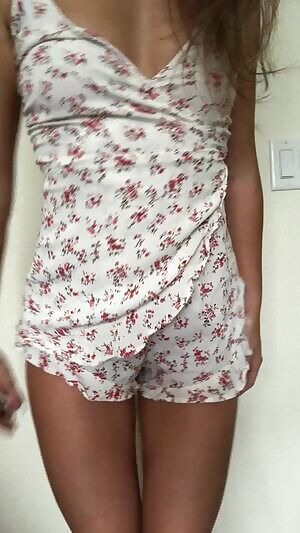 I never wear panties under a romper ❤️