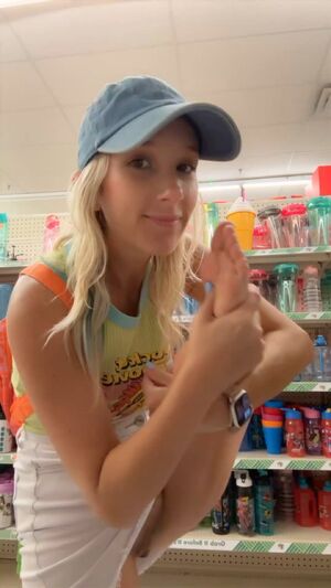 Orgasm Soles Amateur Foot Fetish Public