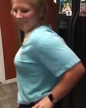 Ass shake