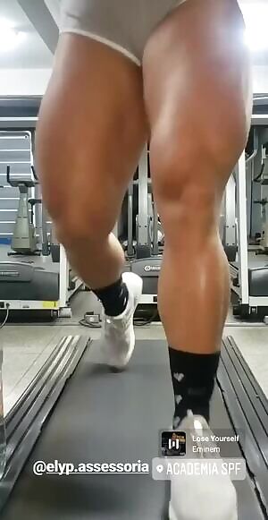 Legs: Carla Inhaia