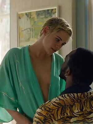 Kristen Stewart's titties in her new movie