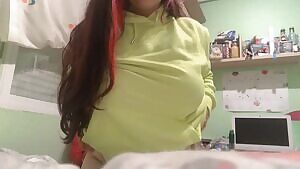 just wanted to show off my new piercing🥰