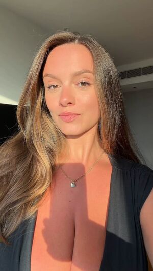 Big Tits Busty PetitTits Petite