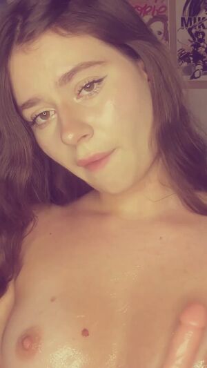 Jilling Cumsluts Ass Cleaning Pawg Petite