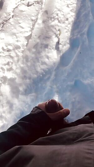 Snow cum