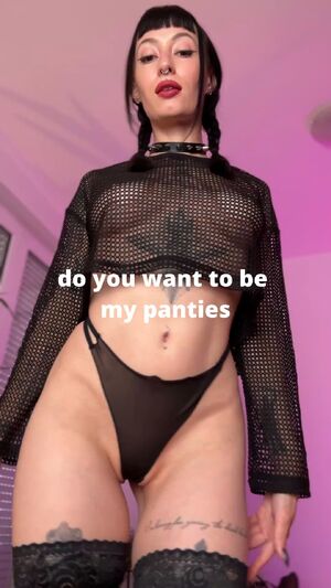 Brunette PAWGs Alt Big Ass Cuckold