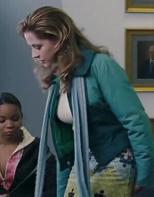 I want Jenna Fischer to ride me while I suck on her fat tits and call her mommy