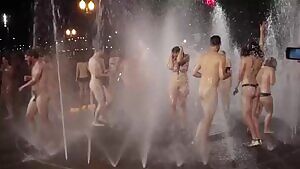 Jiggly tits in a Fountain of love