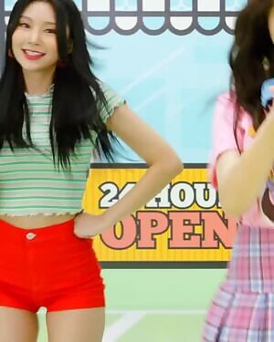 Momoland - Hyebin