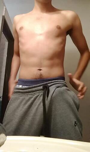 I want to give you a gift for all your love, support and good vibes. My boy couldn't pull all the load so I helped him 😂. Hope u like it