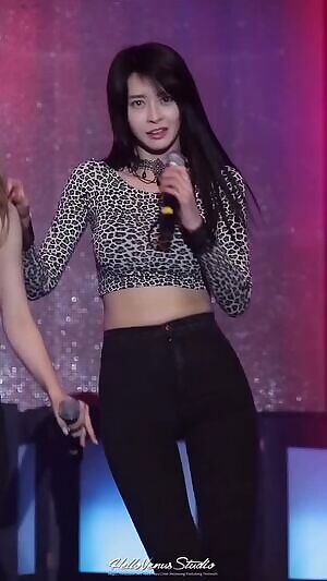 Hello Venus - Nara