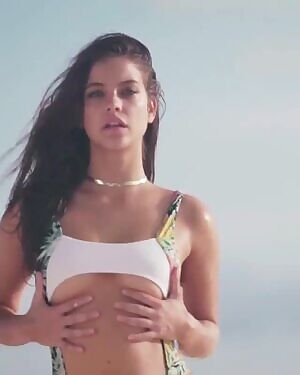 Barbara Palvin - Hot in SI Swimsuit!