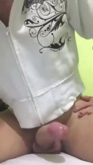 Blonde Brazilian bombshell blissfully beats big boner