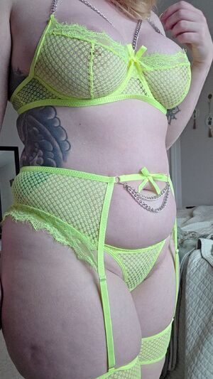 MILFs in Lingerie Amateur Ass Booty