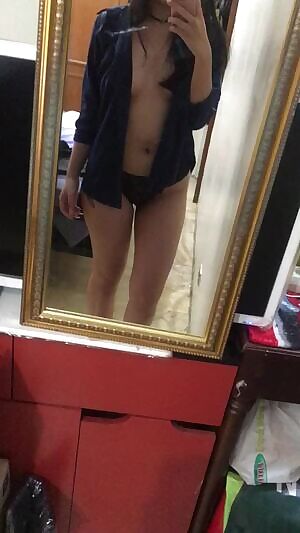 I could use a hand to strip everything off of me🤪
