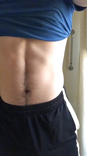 Working out commando improves performance and that’s a fact