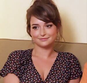 Milana Vayntrub