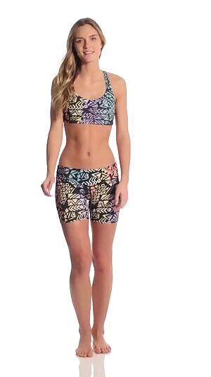 Onzie Chic Yoga Sports Bra