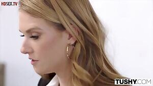 Brunette and blonde have arranged for lover anal Threesome and got a lot of buzz