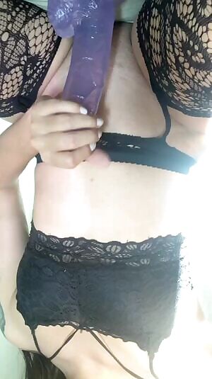 This is my favorite Dildo😈 I like to feel it deep🔥