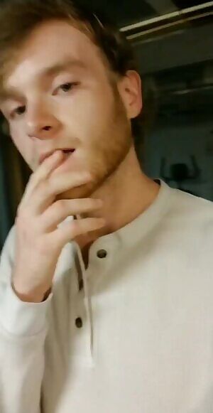 Helping yself but a pair of lips, head or hips would be better