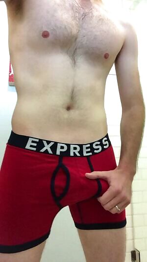 Bulging in red after the shower