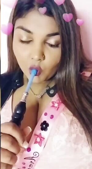 Anybody wanna bust some nuts to a big tity Guyanese girl I could’ve smashed in highschool? Hmu on Kik at iamnotacrook_ She just posted this vid today and I’m about to blow to this so hard.