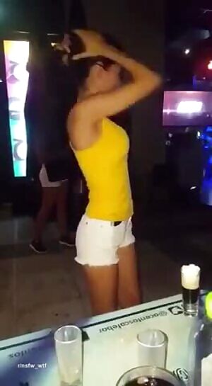 Nsfw_wtf's tips for girls #314: how to get free drinks