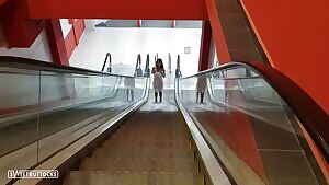 Showed my boobs on the escalator 🧡