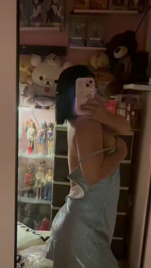 Can you help me with my zipper?