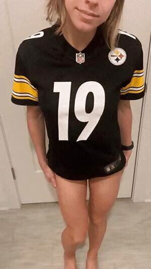 Showing off her fit bod