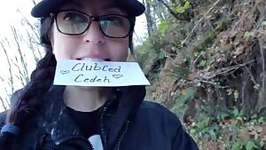 Nerdy_Faery touches herself outdoors for the Sub