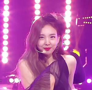 Twice - Inkigayo 180722