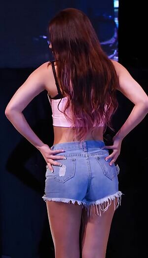 Laysha - Goeun Sexiest Moves making sex face