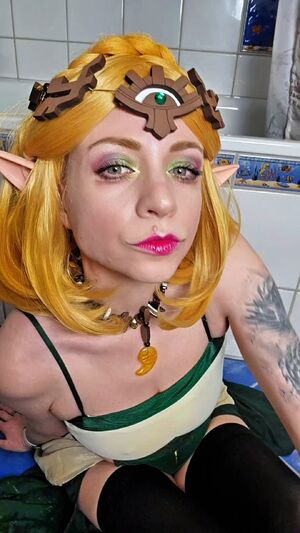 Zelda Cosplays Ahegao Bathroom Cosplay Costume