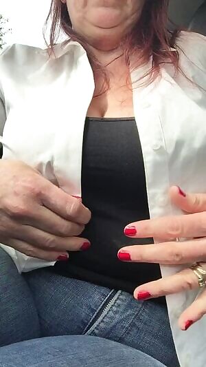 Cheeky little reveal drop in car on way home from meeting my FWB. Enjoy...comments welcome xx