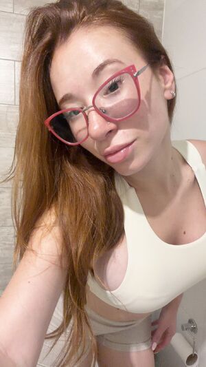 Softcore Porn BabeCock Balls Bouncing College