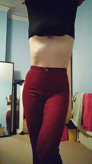 Enjoy my pokies 😏