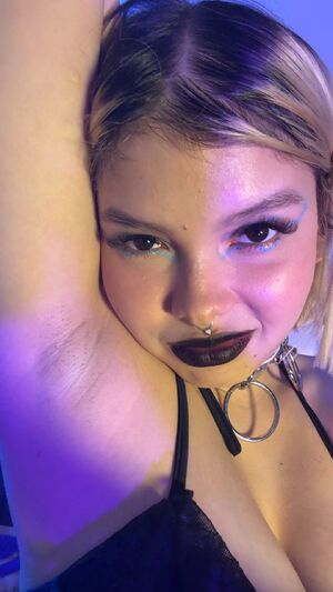Short Hair Chicks Alt Armpit Armpits
