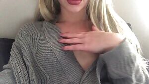 Let me spoil you like this all day long or make me your own personal muse in a custom ❣️