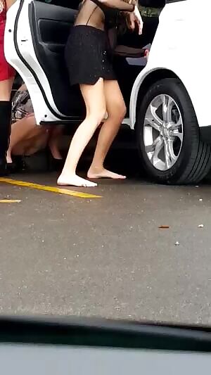 she's barefoot
