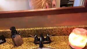 You don’t mind if I wear a towel right roommate? 😇