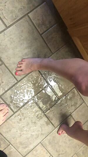 Football and un tonight!