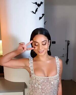 Vanessa Hudgens has been quietly resurrecting 14 year old high school musical boners