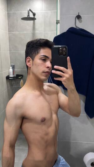 Gay Nipple Play Chaturbate Male Muscles