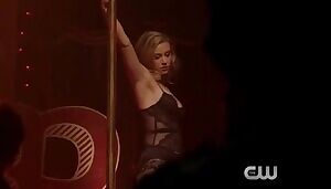Lili Reinhart...