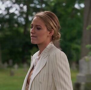 I saw A simple favor and i kept getting distracted by how much i wanted to fuck Blake Lively in some scenes